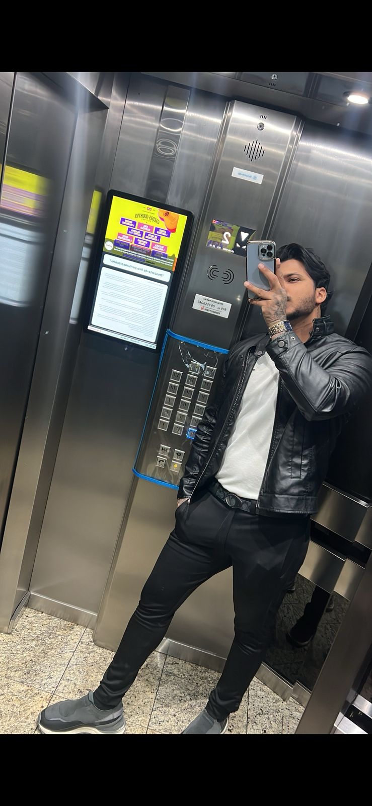 garoto de programa - Perfil Hetero