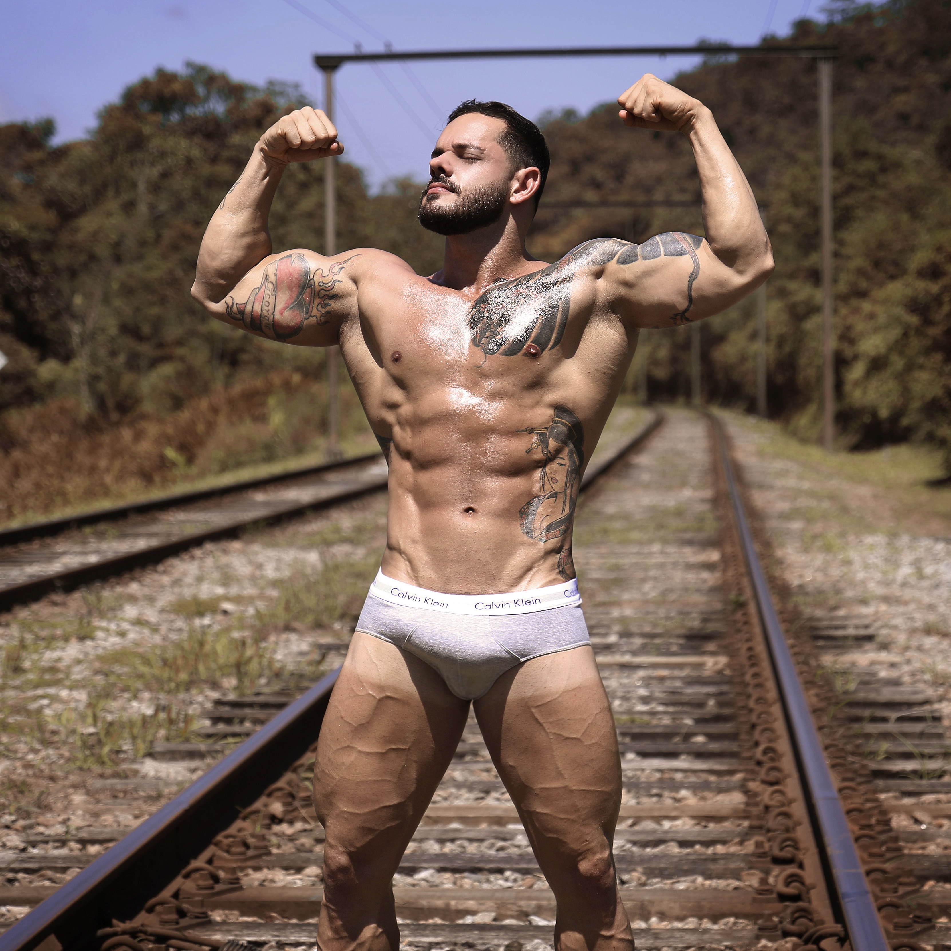 thiago Fenix - garotos de programa